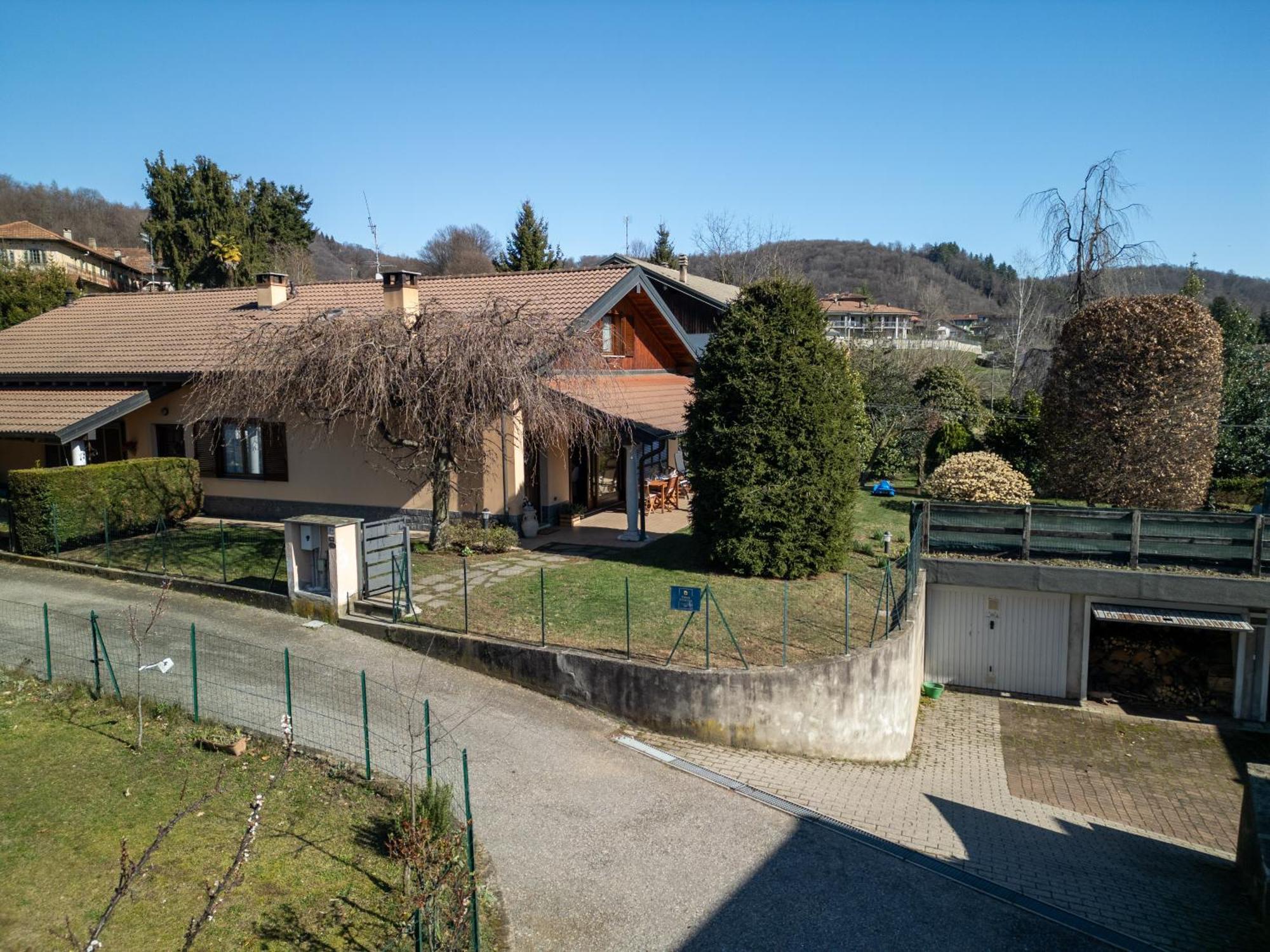 Vila Casa Antonia Tra Laghi & Monti Armeno Exteriér fotografie